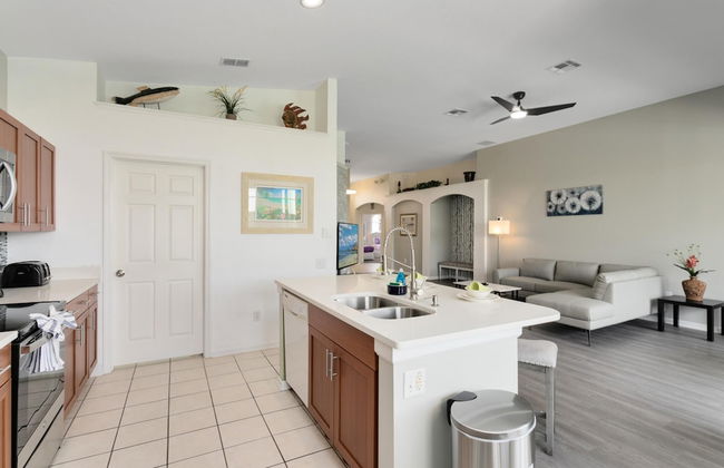 4 Bedrooms 3 Baths No Rear Neighbors - Photo 9