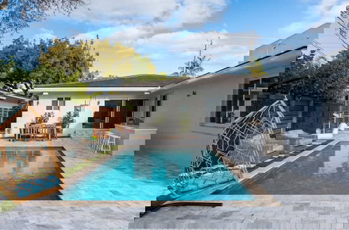 Foto 42 - Heated Pool BBQ Olas Villa by Rovetravel