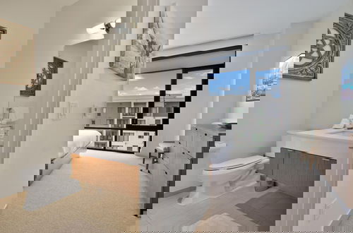 Foto 19 - Stunning 4-bdr Penthouse With Rooftop Deck Ski-in out Access Pool hot Tubs 5-star Amenities