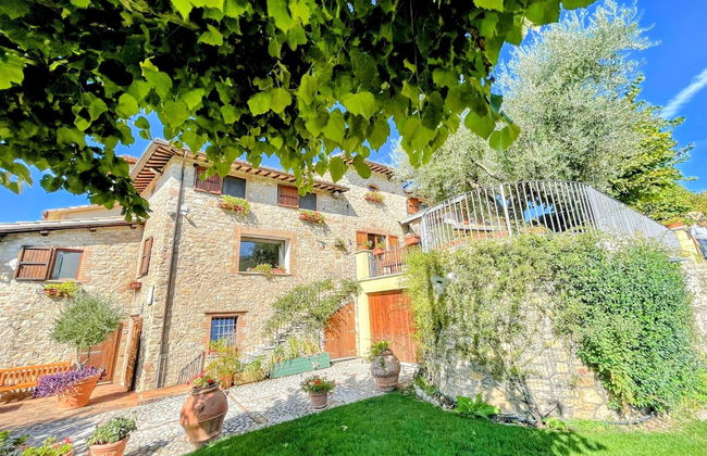 Luxurious Umbrian Retreat for 10 With Private Terrace and Pool - Foto 4