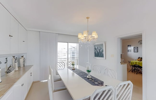 Oceana Suites Playa Brava - Photo 26