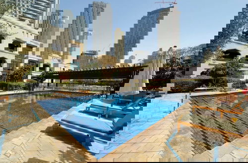 Foto 12 - Silkhaus Arabian Vibes Souk al Bahar Access Pool