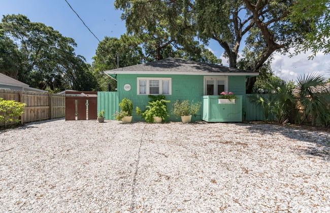 Sarasota, Fl Bungalow Bright & Breezy Coastal Vibes - 10 Mins To White Sand Beaches 2 Bedroom Home by RedAwning - Foto 22