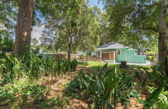 Sarasota, Fl Bungalow Bright & Breezy Coastal Vibes - 10 Mins To White Sand Beaches 2 Bedroom Home by RedAwning - Foto 18
