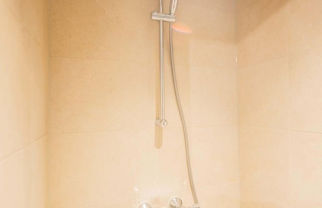 Joyful Serviced Studio Apartment -ks71-j - Photo 18