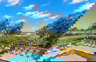 Photo 1 - South Beach Condo Hotel