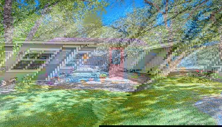 Foto 1 - Kingsland Duo 2 Cottages in 1 w/ Lakeview!