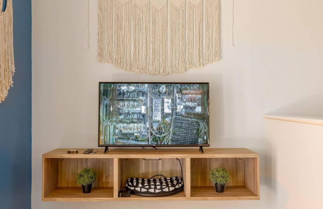 2 Bedroom Hip Apartment, Free Parking & Wifi - Foto 22