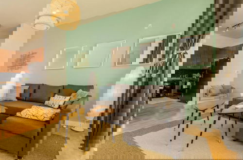 Photo 27 - ASK FOR Discount-2br Hip Apt Free Parking Wifi
