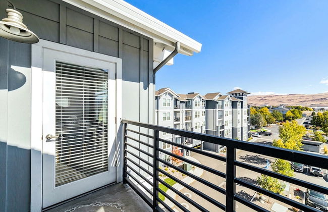 Designer Apt With Jacuzzi Pool Mountain Views - Foto 13