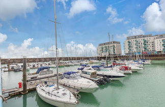 Photo 3 - On the Water 2 -waterside Studio With Terrace Overlooking the Harbour