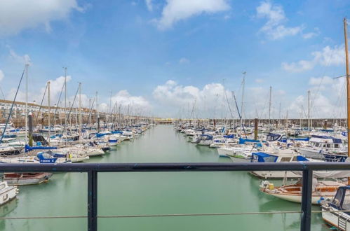 Photo 11 - On the Water 2 -waterside Studio With Terrace Overlooking the Harbour