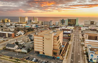 Foto 1 - The Atrium Resort, Virginia Beach by Vacatia