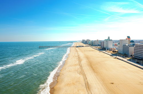 Photo 22 - The Atrium Resort, Virginia Beach by Vacatia