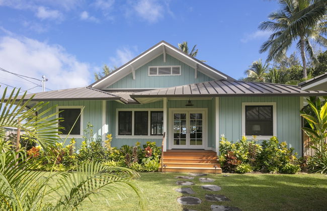 Gorgeous Renovated 1937 Plantation Style Beach House 50 Steps To The Center Of The Beach 5 Bedroom Home by RedAwning - Foto 65
