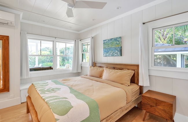 Gorgeous Renovated 1937 Plantation Style Beach House 50 Steps To The Center Of The Beach 5 Bedroom Home by RedAwning - Foto 10