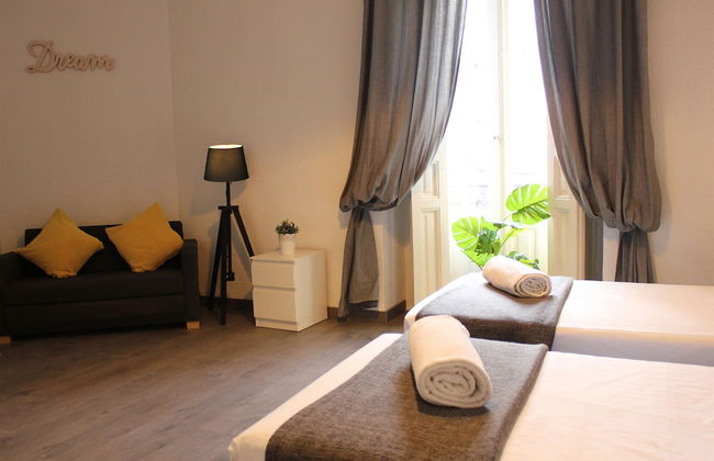 Art Boutique Colon Apartments - Photo 32
