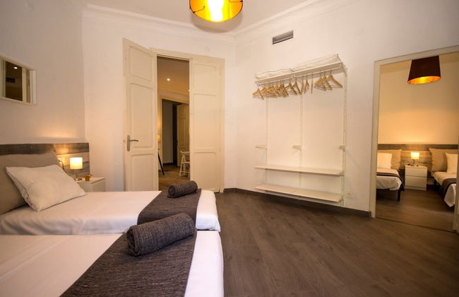 Art Boutique Colon Apartments - Photo 5