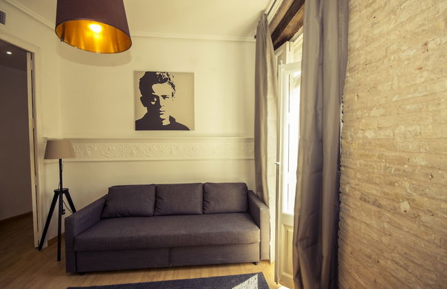 Art Boutique Colon Apartments - Photo 50