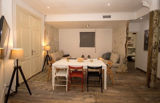 Art Boutique Colon Apartments - Photo 40