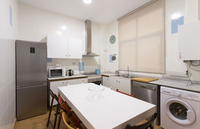 Art Boutique Colon Apartments - Photo 45
