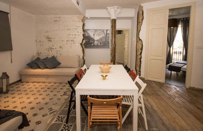 Art Boutique Colon Apartments - Photo 63