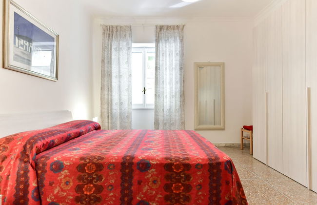 Red & White Vatican Apartment - Foto 3