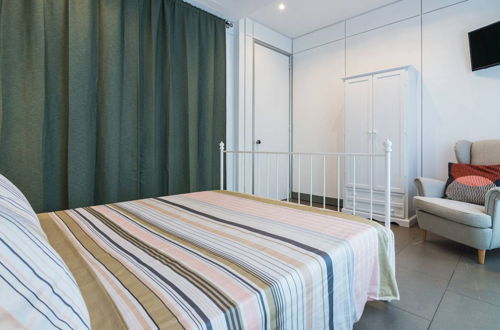 Foto 16 - Luxury 5 Bedrooms In The Heart of Milan