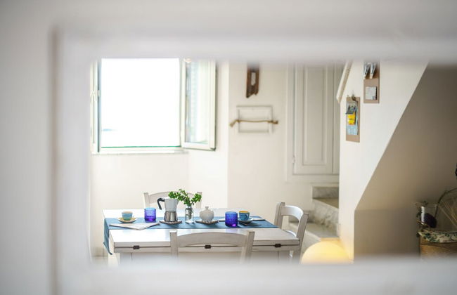 Corricella Sea Window - Photo 5