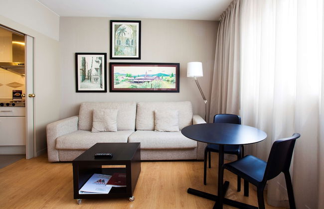 Aparthotel Atenea Barcelona - Foto 36