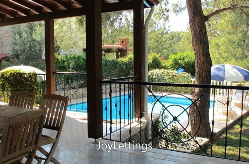 Photo 12 - Villa AX03 by JoyLettings