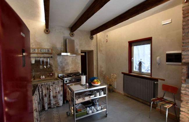 Ancient, Renovated Farmstead With Private, Equipped Garden - Foto 8