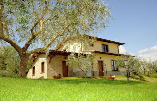 Foto 1 - Secluded Mansion in Perugia with Hot Tub