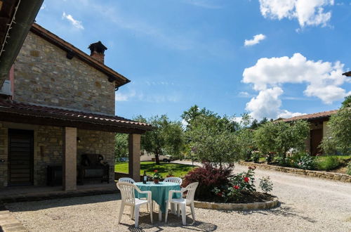 Foto 10 - Farmhouse in Perugia with Hot Tub, Swimming Pool, Garden, BBQ