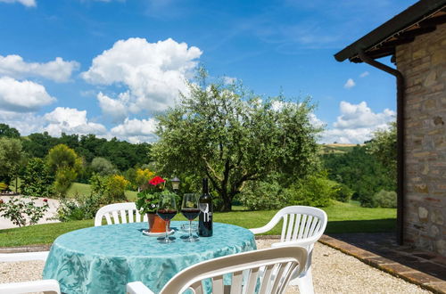 Photo 11 - Farmhouse in Perugia with Hot Tub, Swimming Pool, Garden, BBQ