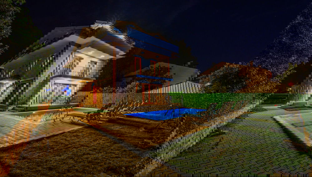 Primary image