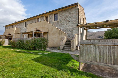 Photo 21 - Tranquil Holiday Home in Chianni With Swimming Pool