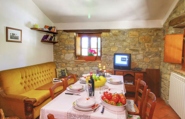 Charming Tuscan Farmhouse - Foto 24