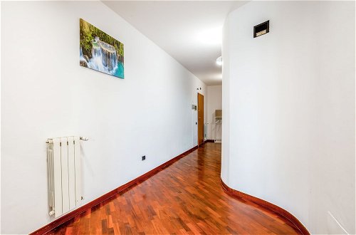 Photo 19 - Bari Waterfront Apartment