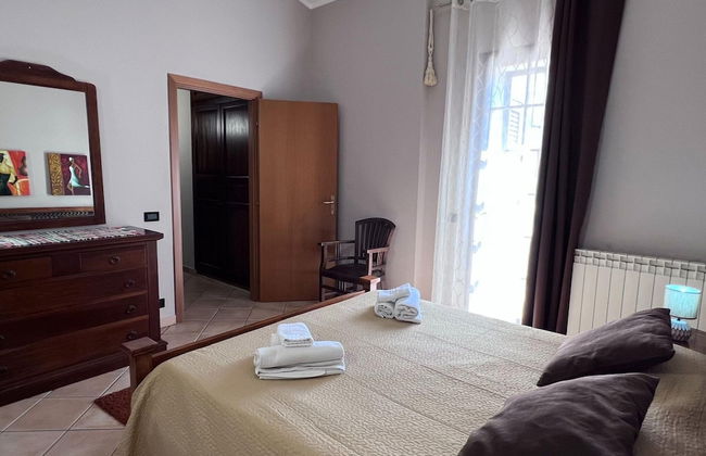 Spacious Apartment With Communal Pool Near the Sea - Foto 5