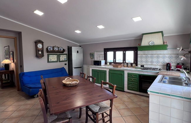 Spacious Apartment With Communal Pool Near the Sea - Foto 6