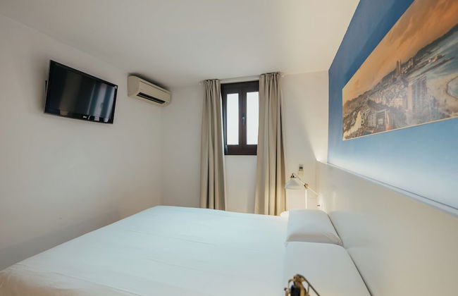 Las Ramblas Pasaje Bacardi Apartments - Photo 54