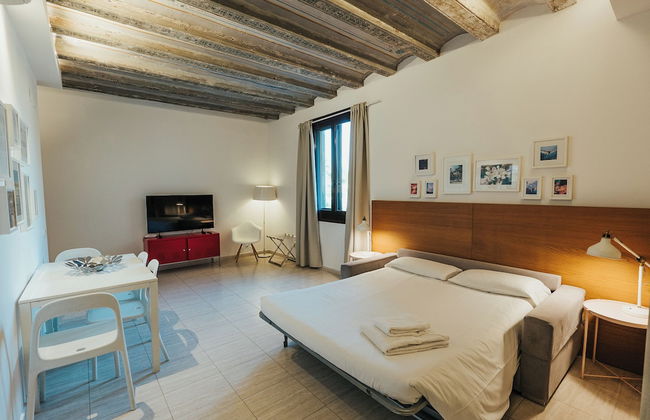 Las Ramblas Pasaje Bacardi Apartments - Photo 52