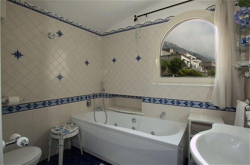 Photo 11 - Apartment near Praia with Large Terrace & Spectacular Views