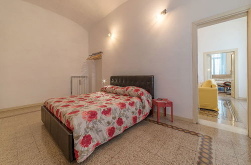 Photo 7 - San Giovanni & Colosseo Roomy Flat