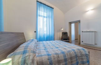 Photo 2 - San Giovanni & Colosseo Roomy Flat