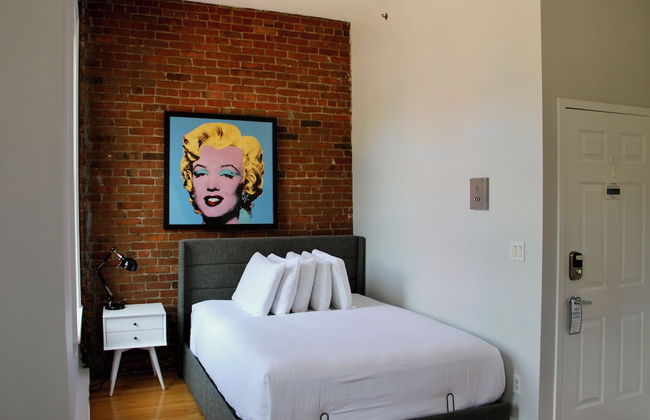 Maverick Suites at 402 Columbus Ave - Foto 27