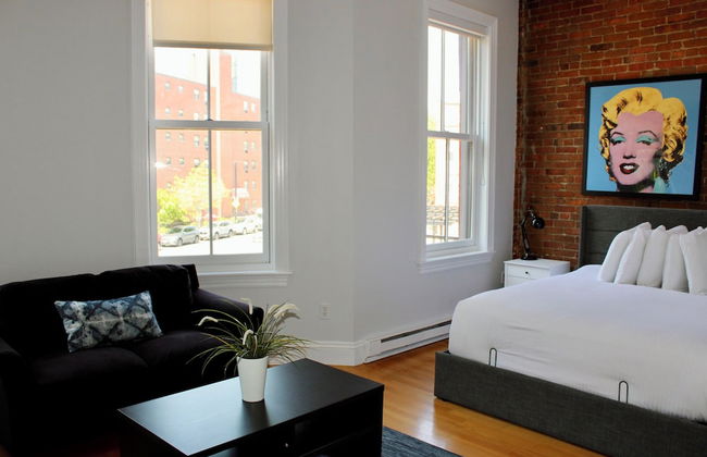 Maverick Suites at 402 Columbus Ave - Foto 28