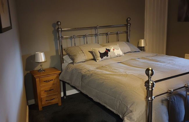 Lovely 4 bed House Sleeping 8 Near Ashbourne - Foto 4