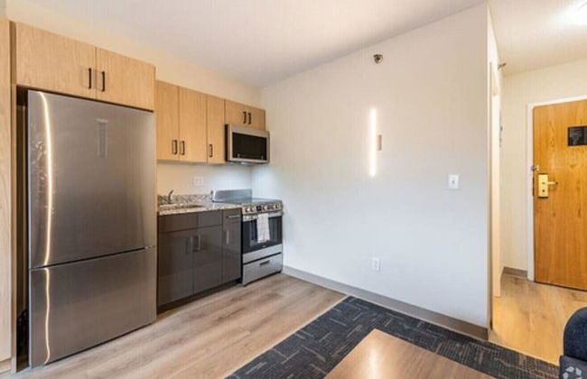 Residences at Solomon Pond - Photo 4